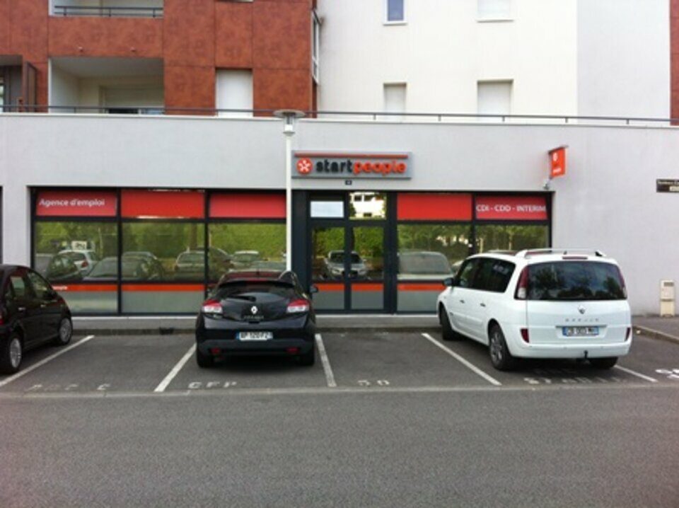 BUREAUX A LOUER - 80 M² - VANNES