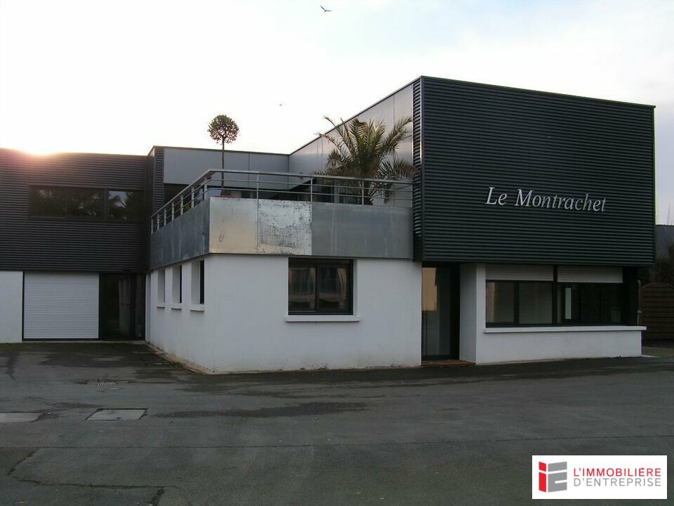 SAINT-GREGOIRE - Local de bureaux de 378m² sur foncier de 571m²