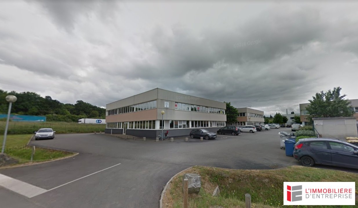 BRUZ - A LOUER UN PLATEAU DE BUREAUX 393 M²